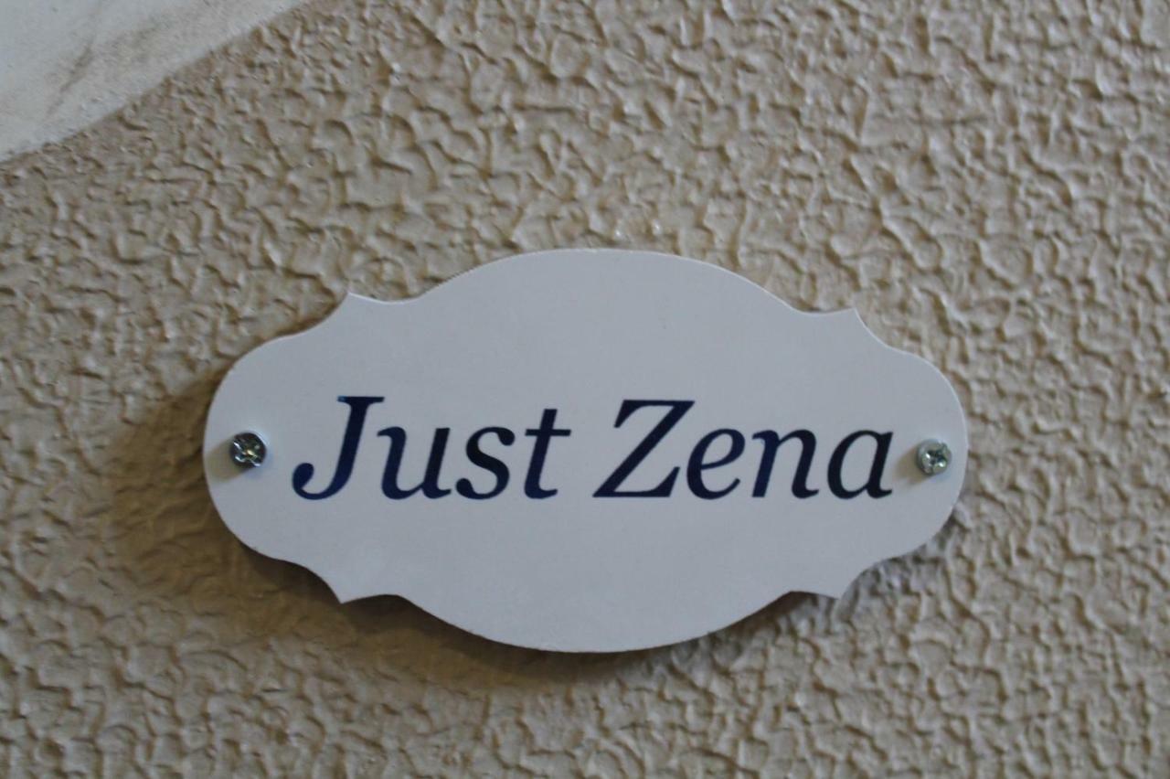 Affittacamere Just Zena